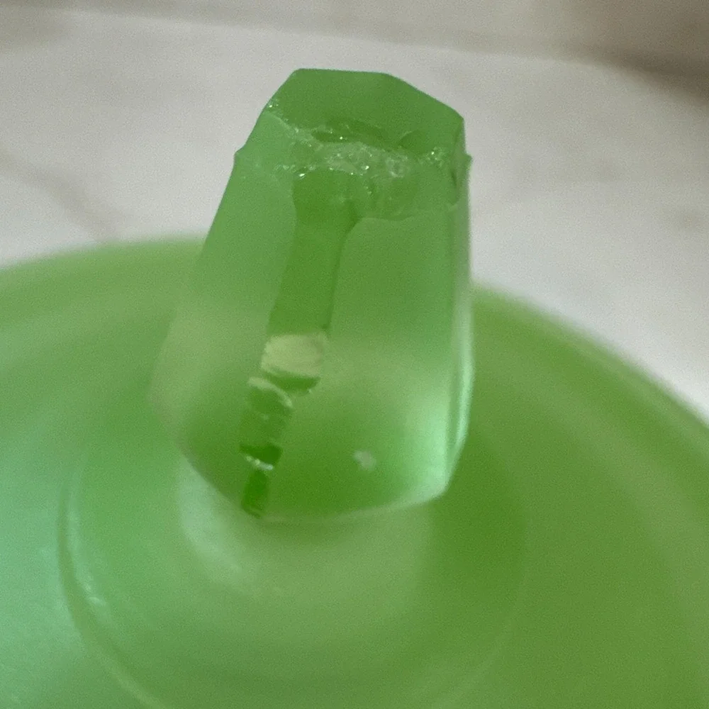 Art Deco 1930s Taussaunt Beaumont Green Satin Glass Obelisk Powder Jar